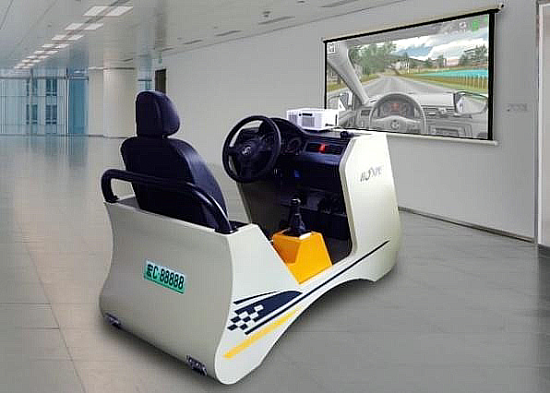智能互动式汽车驾驶培训模拟器