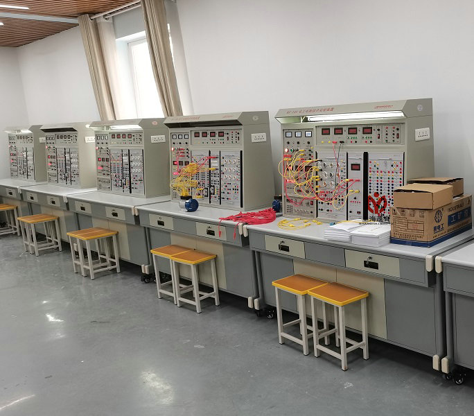 青岛西大高级技工学校电工电子实训室项目