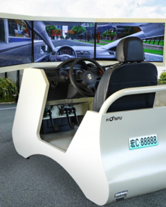 三屏幕汽车驾驶模拟器