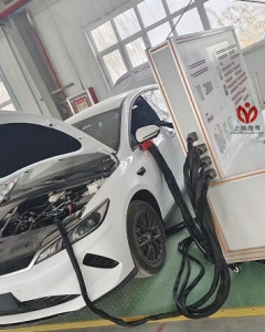 比亚迪整车故障设置与检测连接理实一体化实训平台