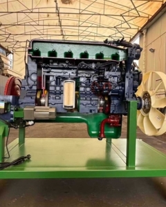 解放CA1125J运输车发动机模型