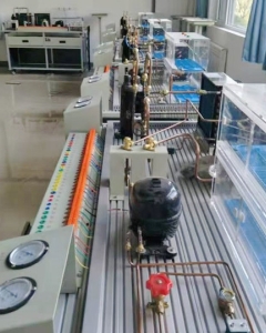 青岛西大高级技工学校空调实训室项目