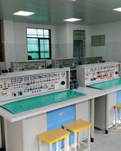 兰坪县中等技术学校电工电子实训室项目