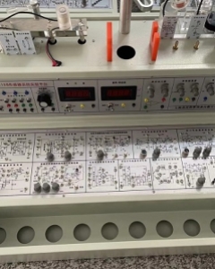 盐城工学院传感器检测与转换技术实验台